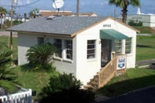 Knights Inn Corpus Christi image 7